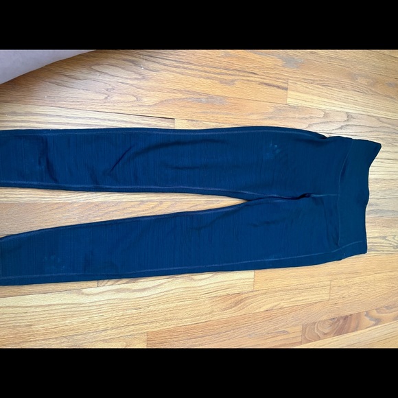 Athleta leggings - Picture 2 of 2